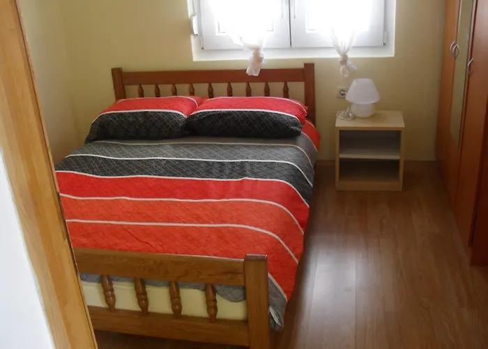 Apartman With A Parking Space - 11551